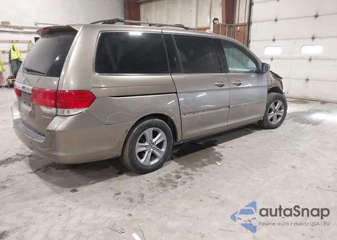 2008 Honda Odyssey Touring z USA, uszkodzony, nr VIN 5FNRL38908B092758